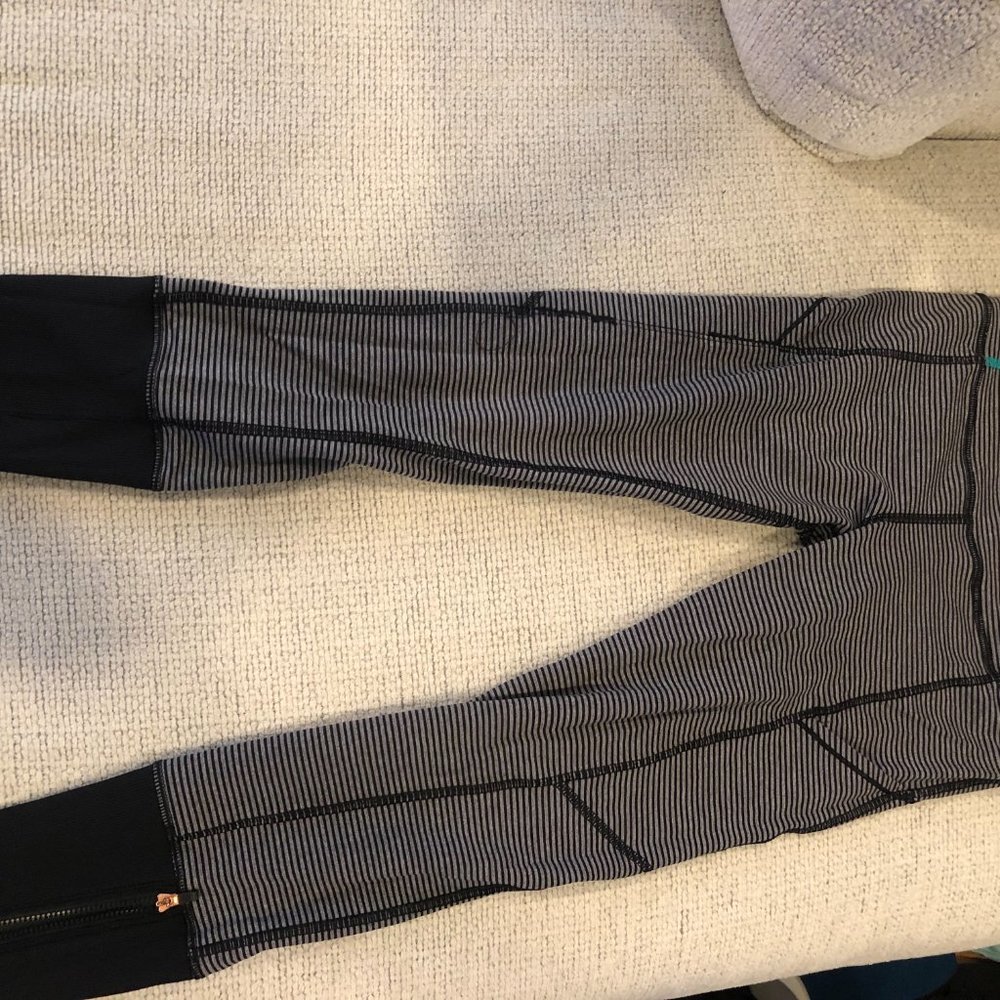 Lululemon Leggings - Picture 4 of 4